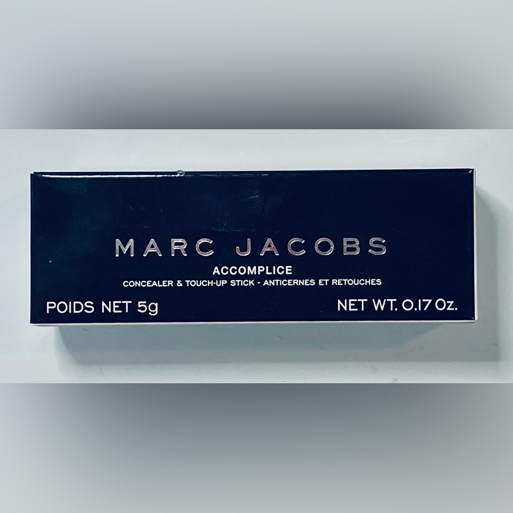 NIB Marc Jacobs Accomplice Concealer & Touch-Up Stick | 59 Deep